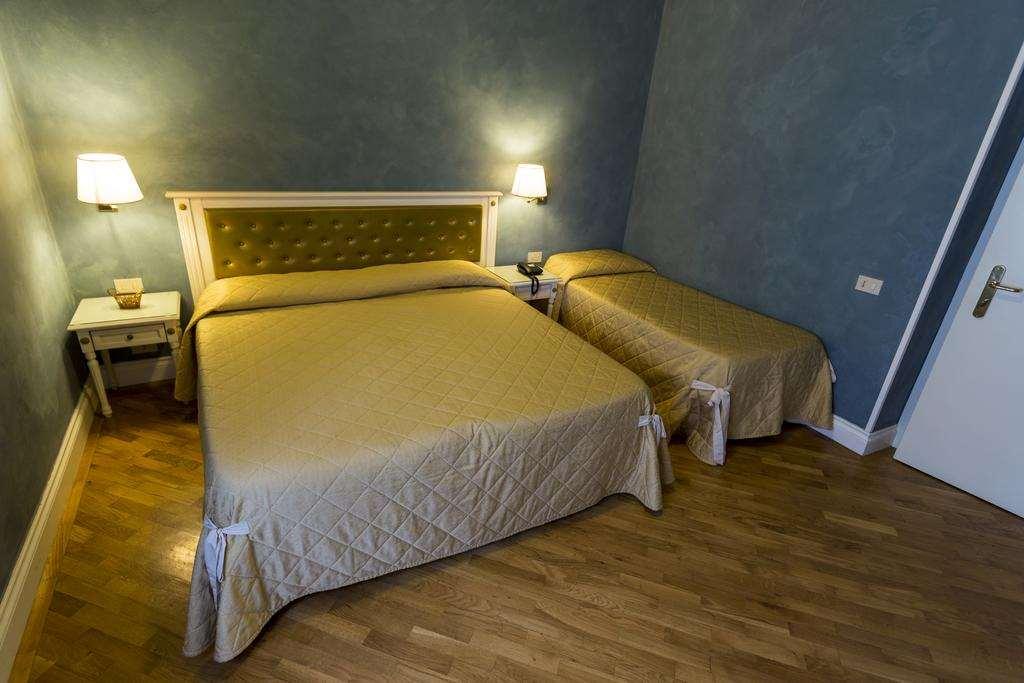 Hotel Gennarino Ливорно Номер фото